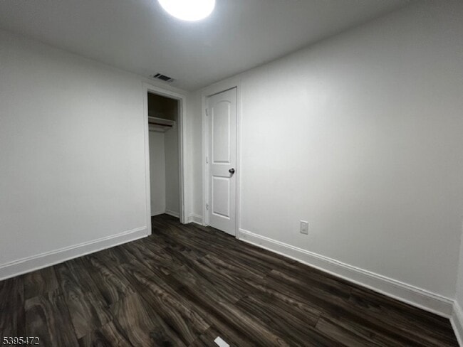 Building Photo - 110 Rockland Ave