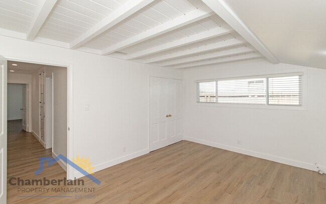 Building Photo - Spectacular View from this Single Story Home!