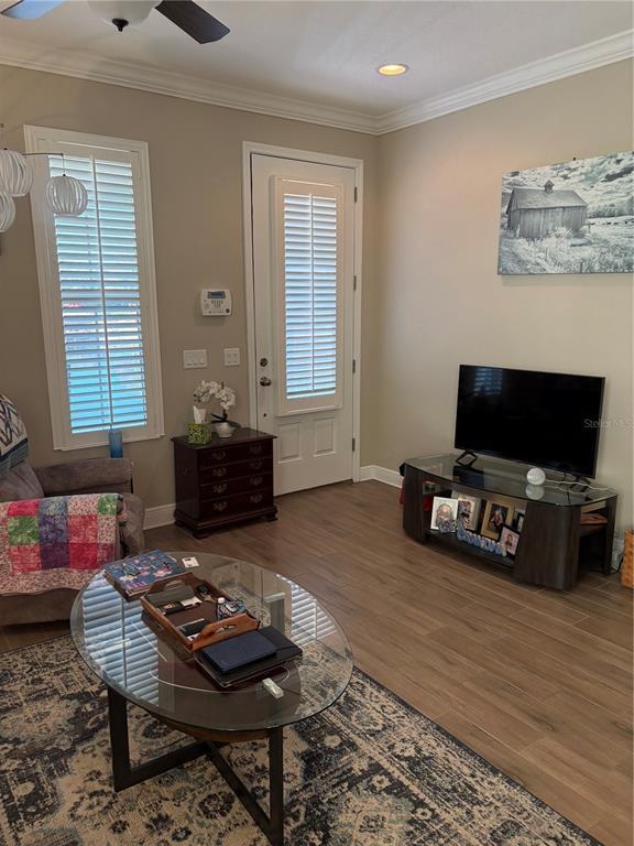 Building Photo - 103 Cutlass Way