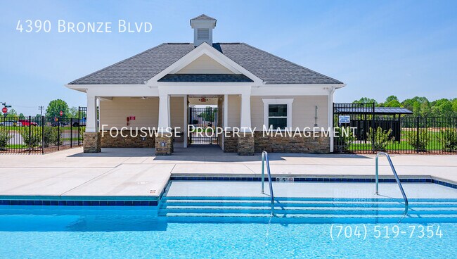 Building Photo - 4390 Bronze Blvd