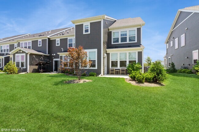 Building Photo - 24518 W Alexis Ln