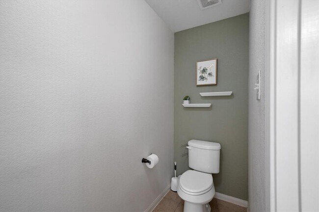 Building Photo - 1664 Treeta Trail
