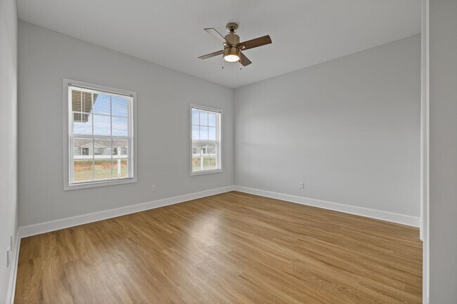 Building Photo - 170 Wingate Ave