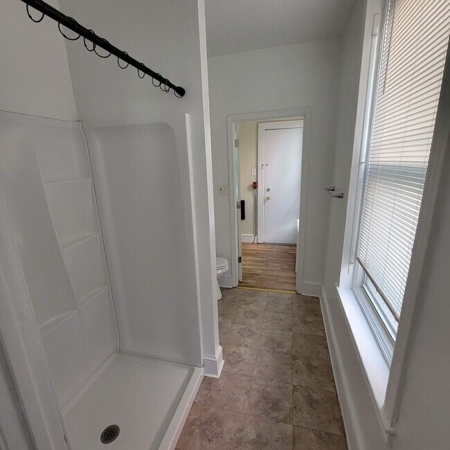 Building Photo - 7128 Boyer St