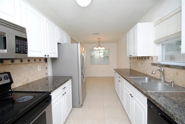 Building Photo - 22619 Leedstown Ln