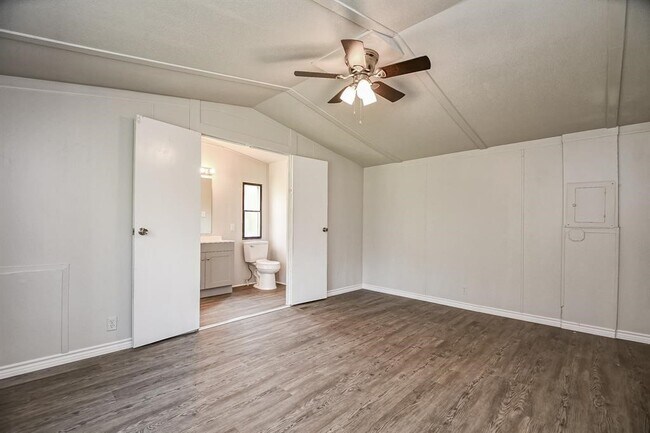 Building Photo - 12579 Roy Harris Loop