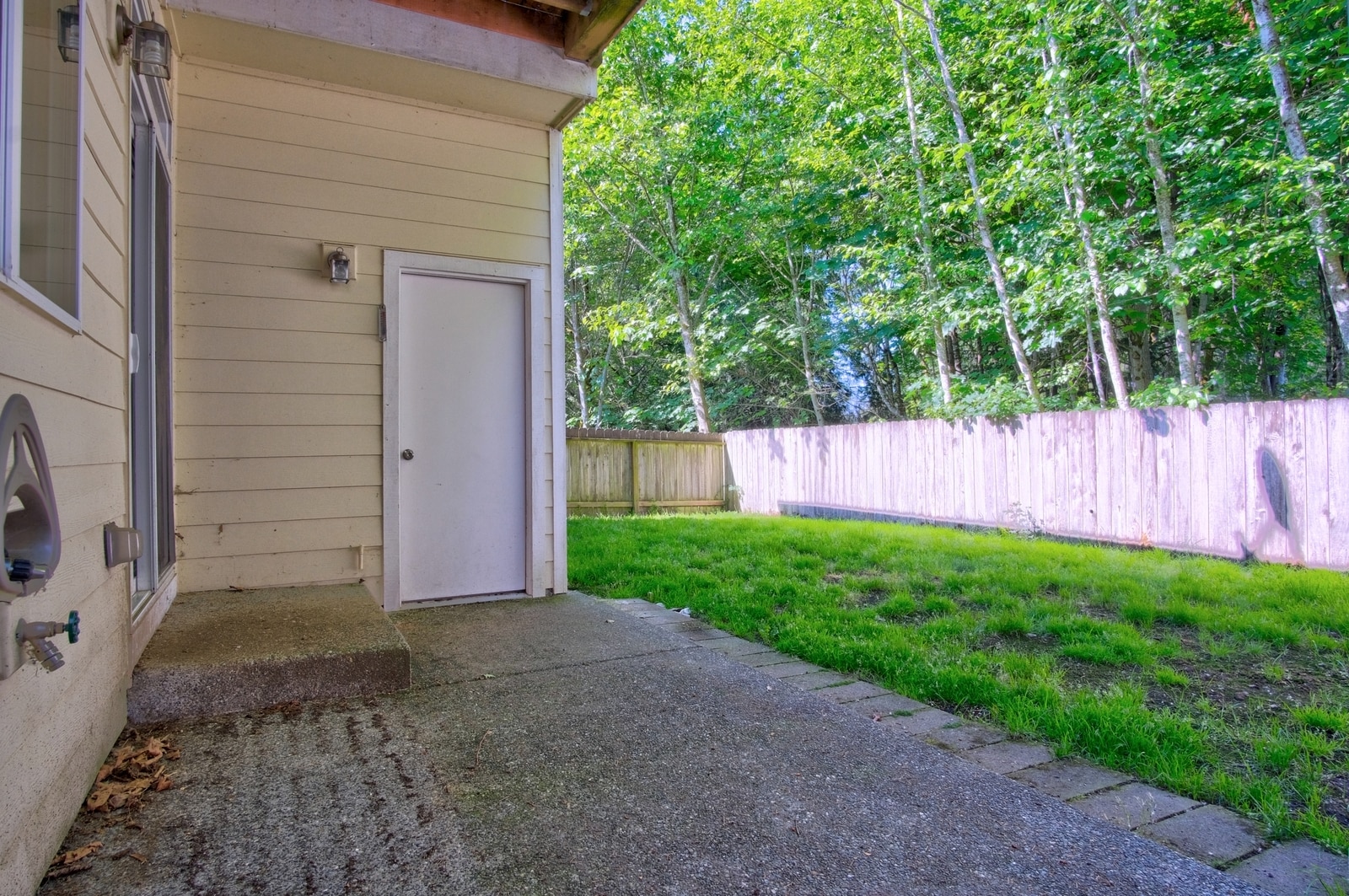 Building Photo - 2033 240th Ave SE