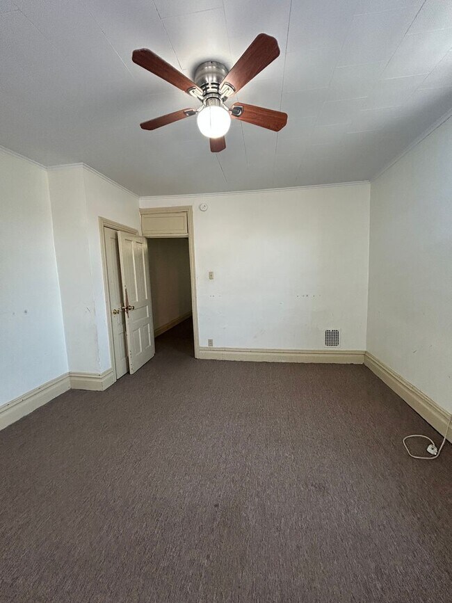 Building Photo - 7 Hummel Ave