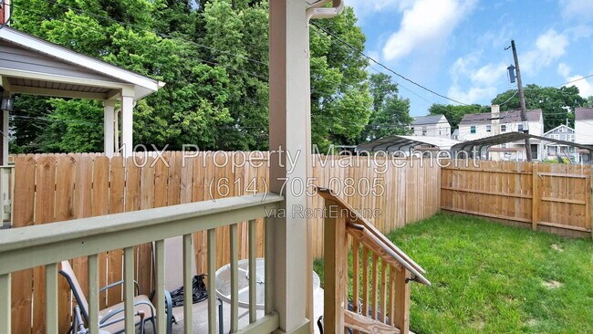 Building Photo - 616 Lilley Ave