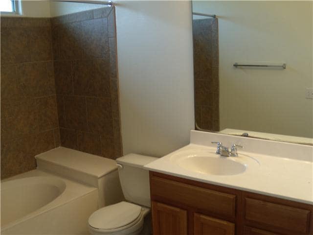 Building Photo - 2509 Allred Dr