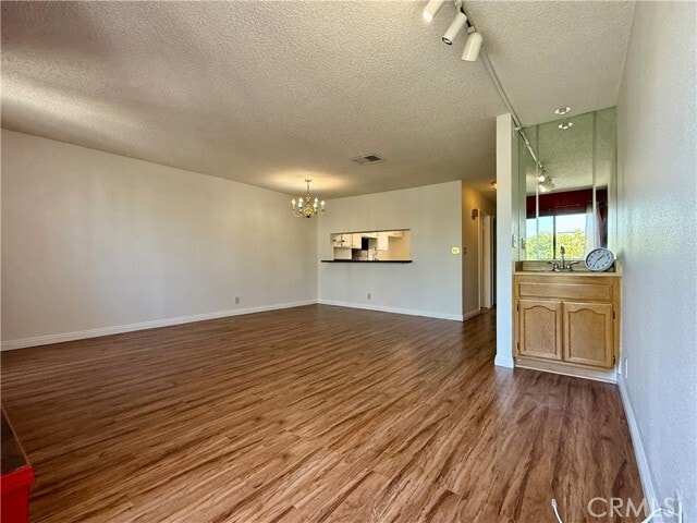 Building Photo - 21040 Parthenia St