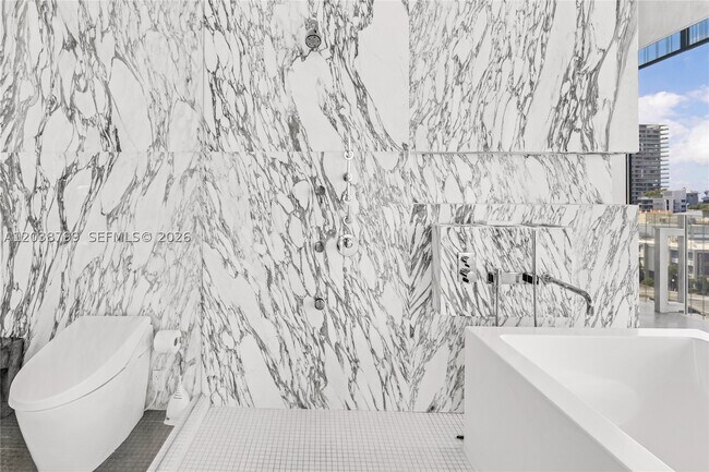 Building Photo - 120 Ocean 700