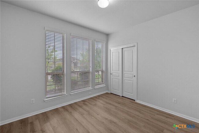 Building Photo - 519 Wyndham Hill Pkwy