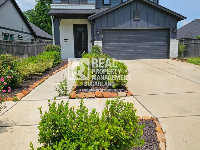 Building Photo - Move-In Ready Home in Sienna with Resort Amenities