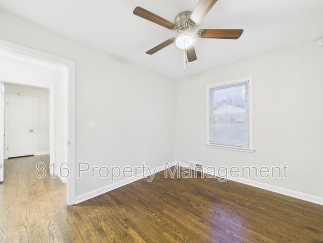 Building Photo - 5725 Blue Ridge Blvd