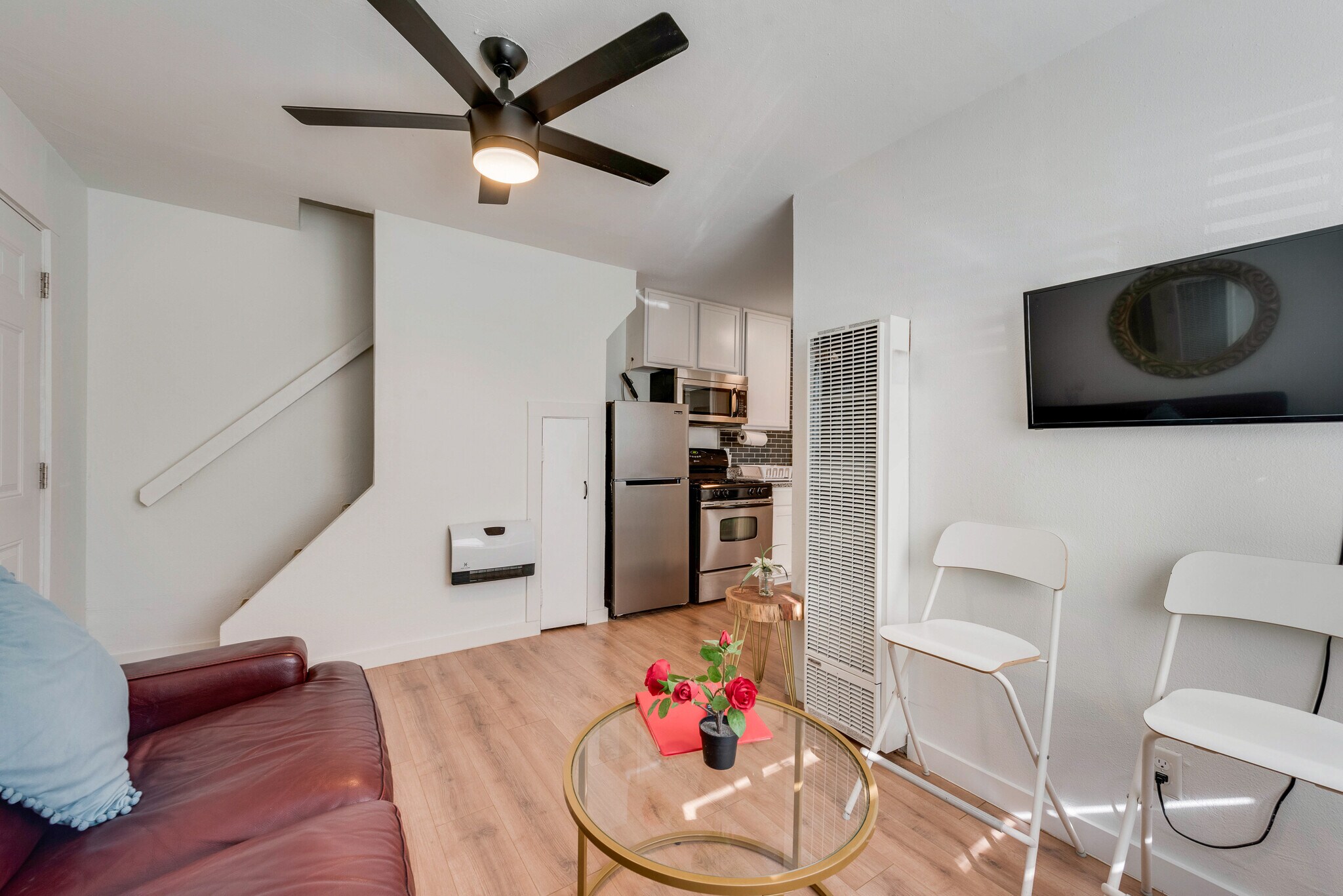 All House Heater Unit - 709 N Pecan St