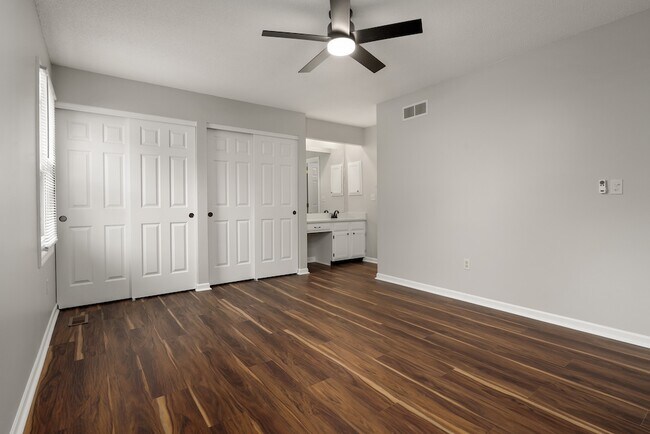 Building Photo - 2236 Sunleaf Ct