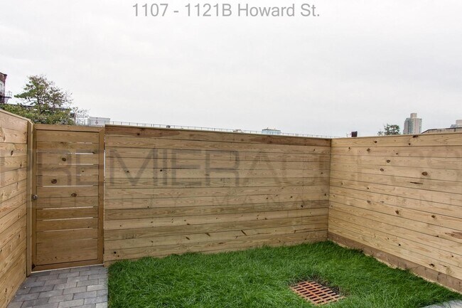 Building Photo - Northern Liberties Townhome
