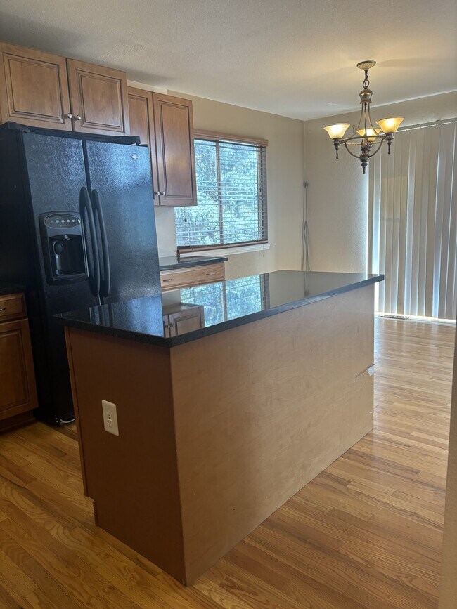 Building Photo - 3428 E 106th Ct