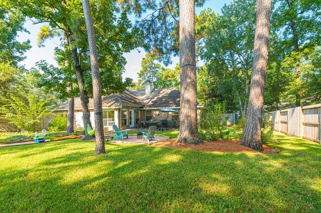 Building Photo - 6 Almond Branch Pl