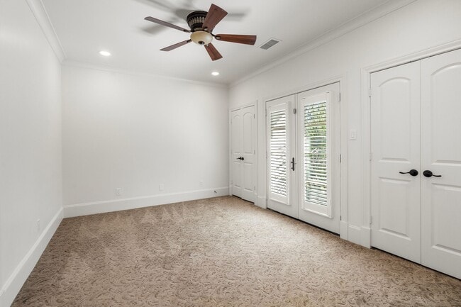 Building Photo - 4134 Bellefontaine