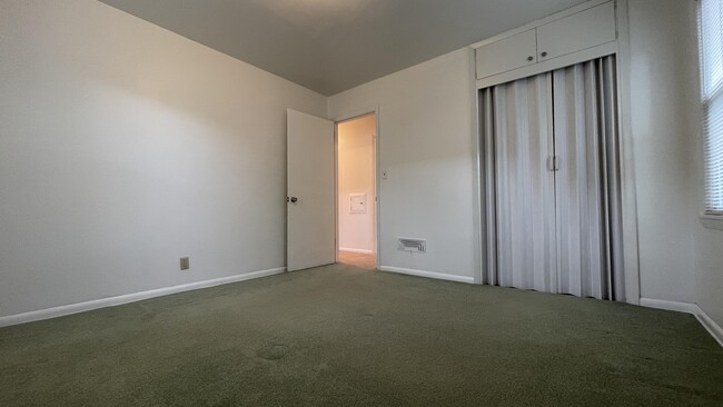 Building Photo - 3533 N 84th St