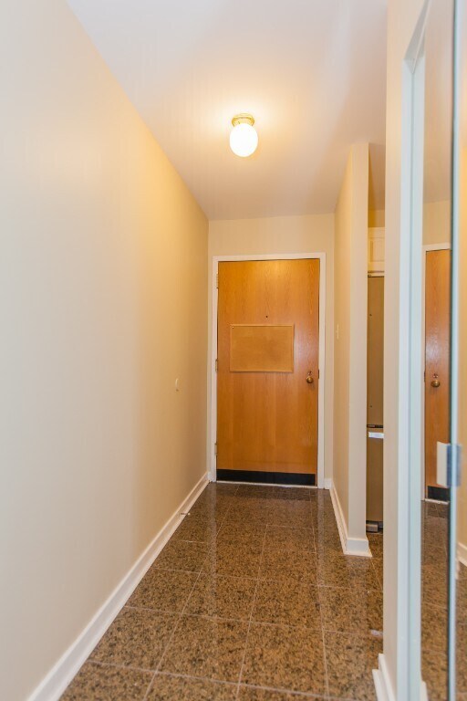 Building Photo - 1 Bedroom / 1 Bathroom in The Grand Ohio! ...