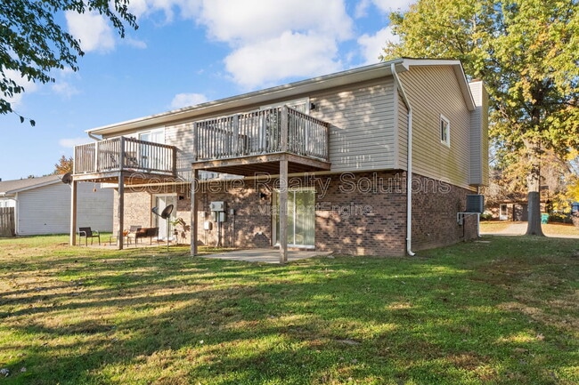 Building Photo - 716 Plankway Dr