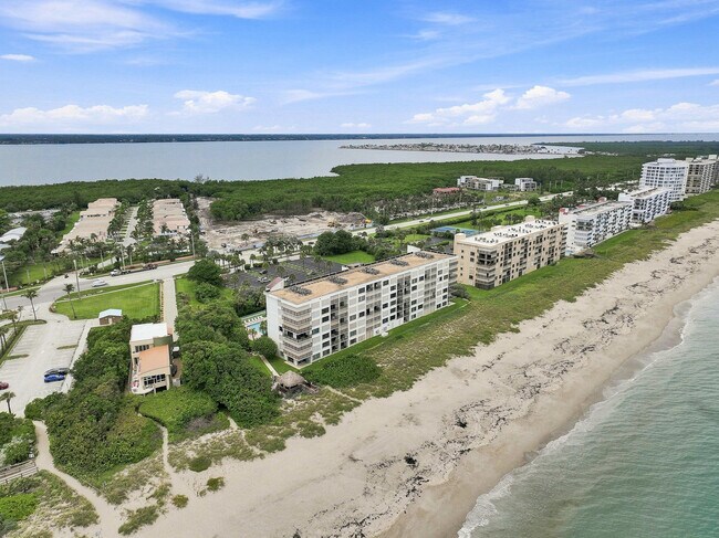 Building Photo - 10310 S Ocean Dr