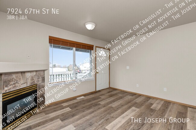 Building Photo - 7924 67th St NE