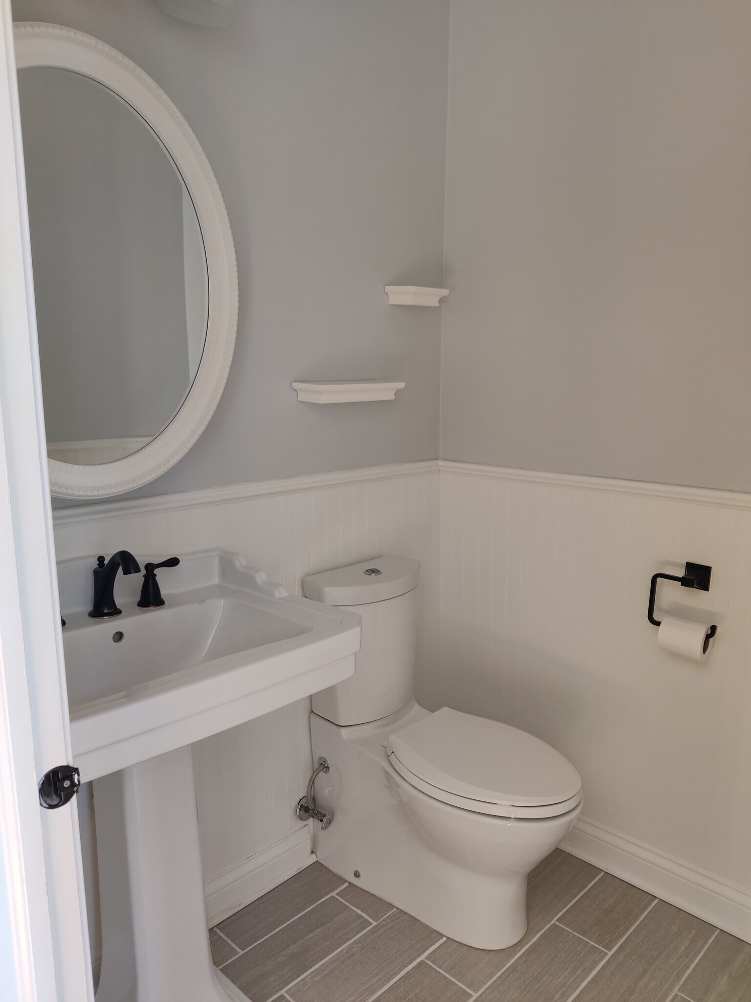 Building Photo - 382 S Litchfield Dr