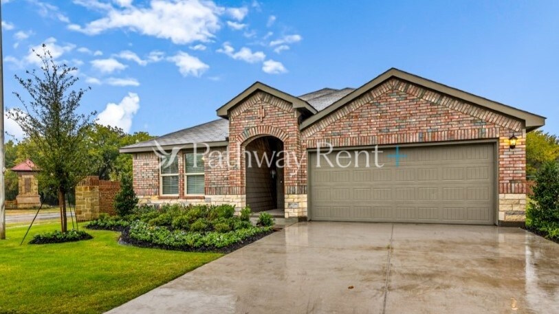 Primary Photo - 8417 Hollymead Ln