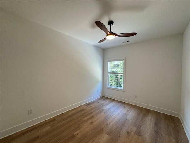 Building Photo - 173 Brush Creek Ct