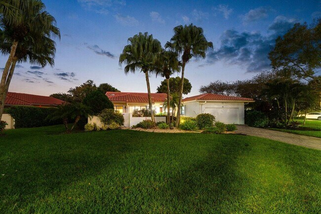 Building Photo - 18 Bristol Ln