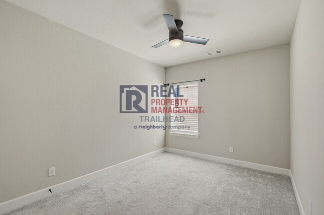 Building Photo - 1617 Purple Thistle Ln