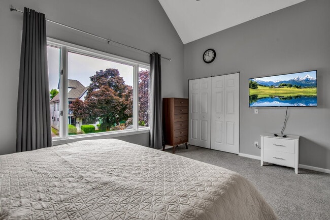 Building Photo - Furnished 4-Bedroom Single-Family Home on Buffalo’s West Side