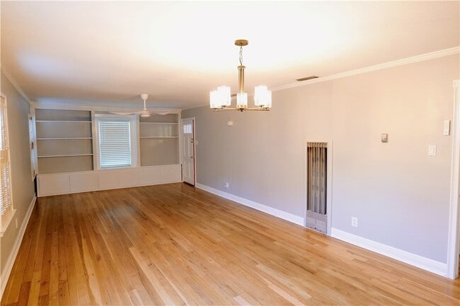 Building Photo - 3561 Monterrey St
