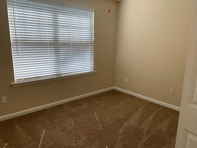Building Photo - Coming Soon: Your Perfect Fall Find!