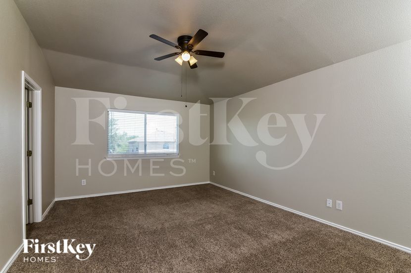 Building Photo - 12111 Dawson Cir