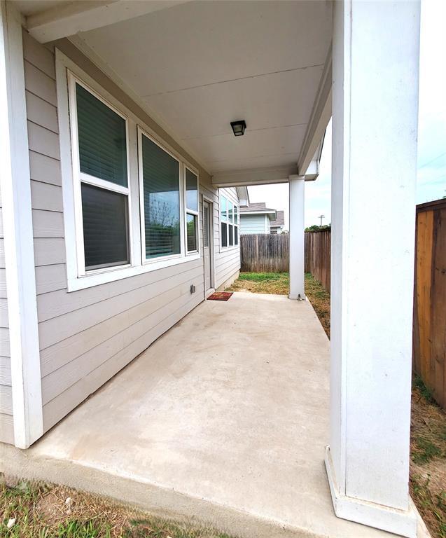 Building Photo - 217 Michaelis Dr