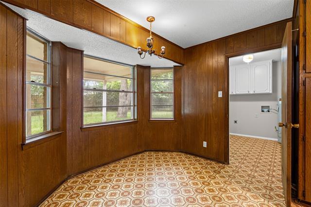 Building Photo - 1237 Wedgewood Dr