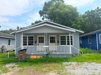 Building Photo - 466 Bayshore Duplex Unit A