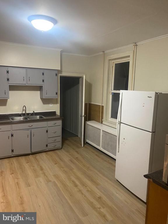 Building Photo - 68 Barnt Ave