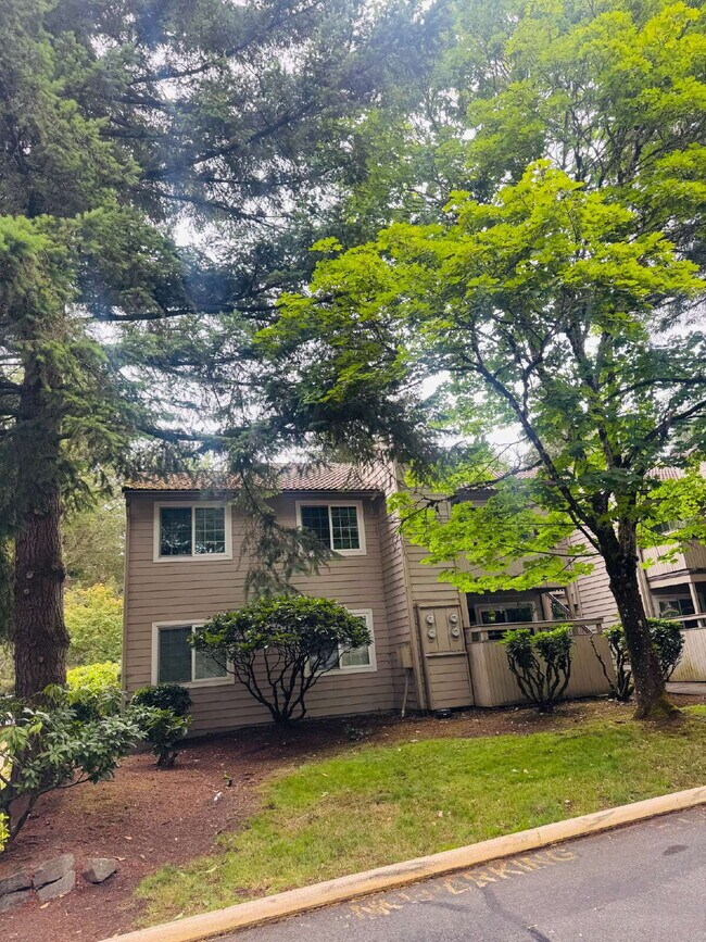 Building Photo - Downtown Woodinville Condo Available Now!