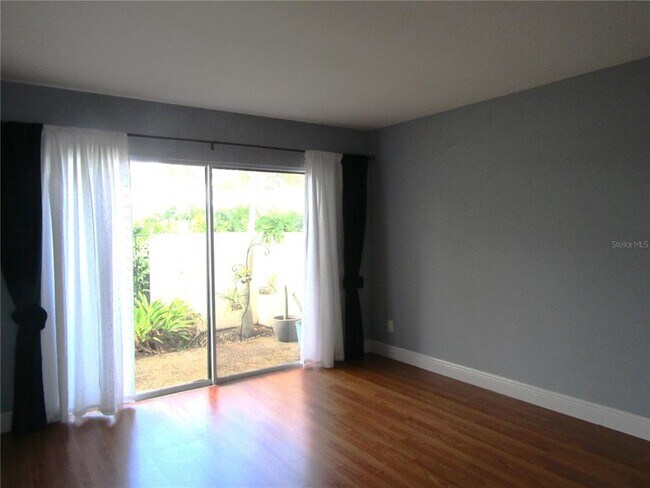 Building Photo - 2405 Crispin Ct