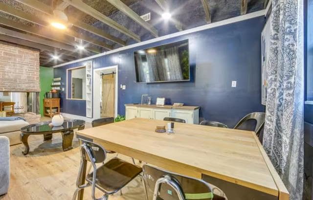 Building Photo - 250 Private Rd 8579