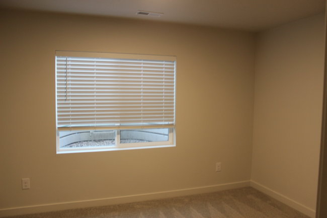 Building Photo - 139 E Lamotte Peak Ln