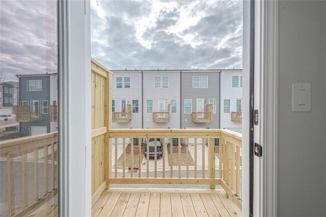 Building Photo - 1444 Creekside Cir NW