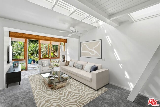 Building Photo - 6456 Surfside Way