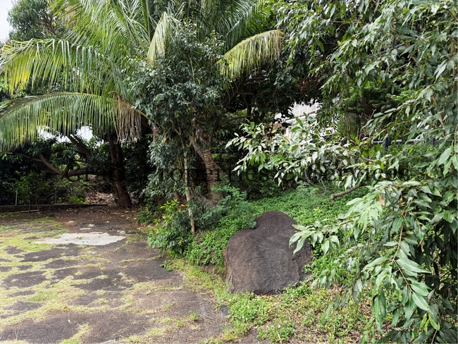 Building Photo - 0038EIK